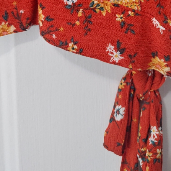 Crave Fame brand top. Size Large nwt - Picture 4 of 6